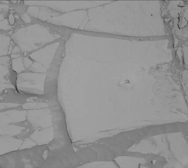 Sol 2711: Mast Camera (Mastcam)