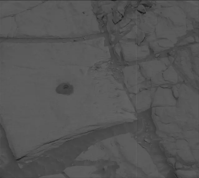Sol 2712: Mast Camera (Mastcam)