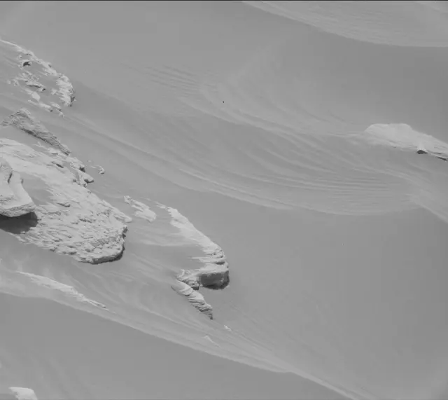 Sol 2712: Mast Camera (Mastcam)