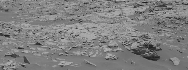 Sol 2716: Mast Camera (Mastcam)