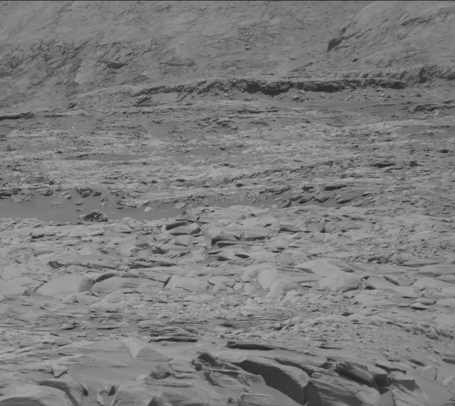 Sol 2716: Mast Camera (Mastcam)