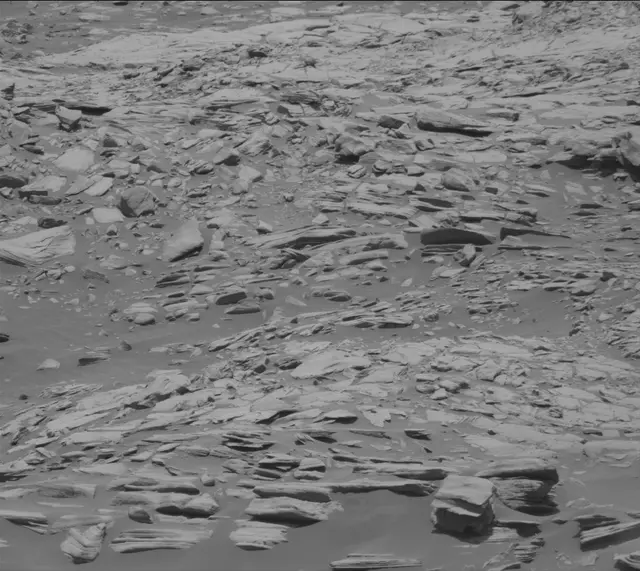 Sol 2716: Mast Camera (Mastcam)