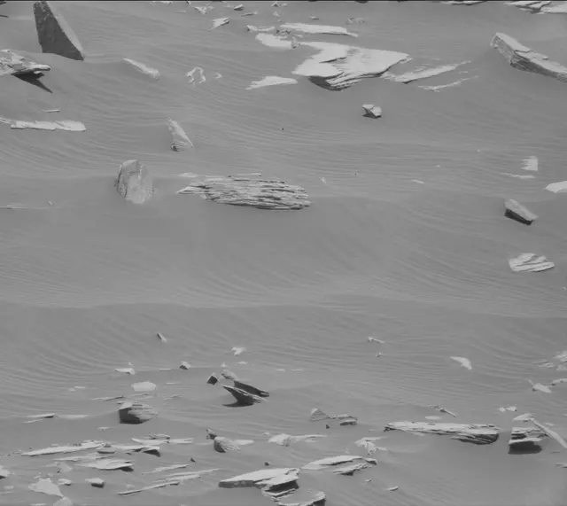 Sol 2716: Mast Camera (Mastcam)