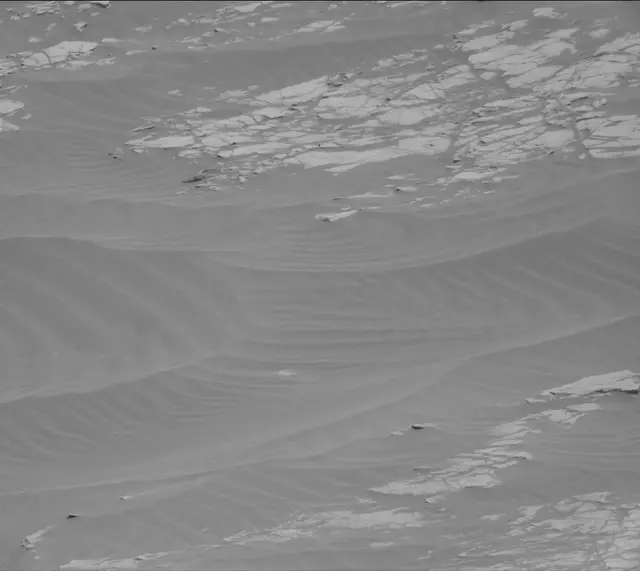 Sol 2716: Mast Camera (Mastcam)