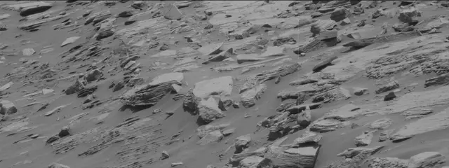 Sol 2717: Mast Camera (Mastcam)