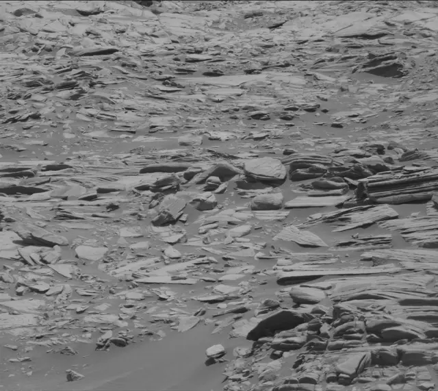 Sol 2717: Mast Camera (Mastcam)