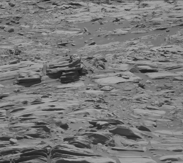 Sol 2717: Mast Camera (Mastcam)
