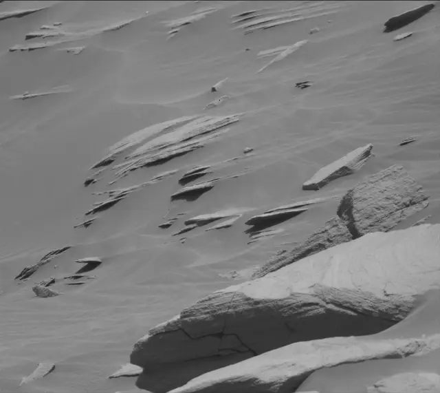Sol 2717: Mast Camera (Mastcam)