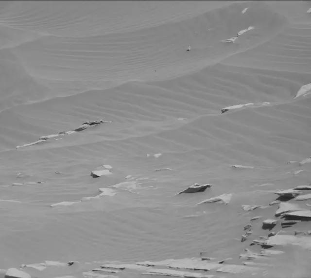 Sol 2717: Mast Camera (Mastcam)