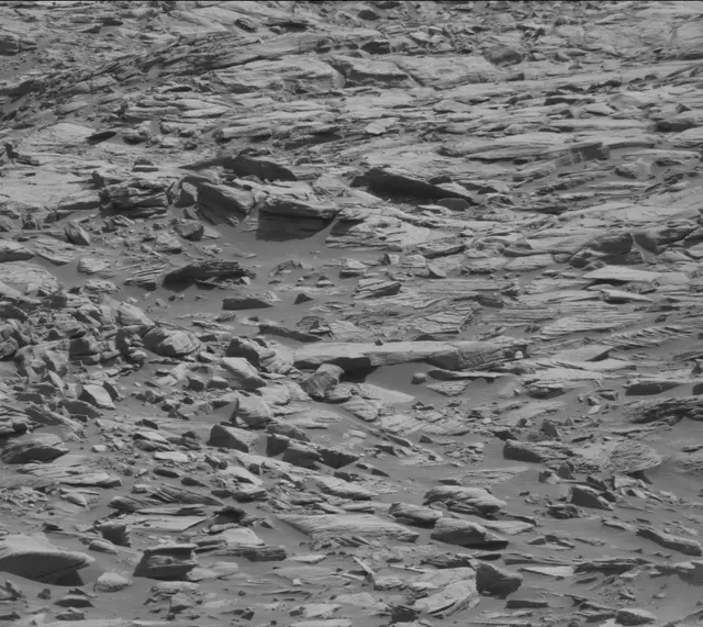 Sol 2719: Mast Camera (Mastcam)