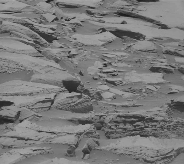 Sol 2720: Mast Camera (Mastcam)