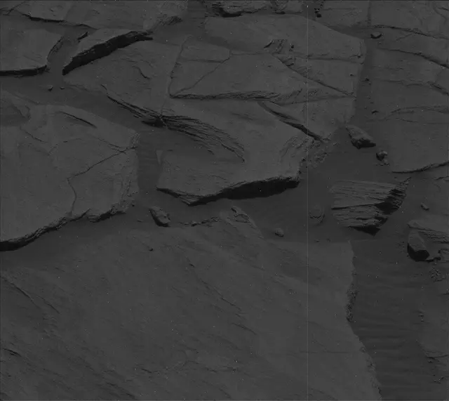 Sol 2725: Mast Camera (Mastcam)