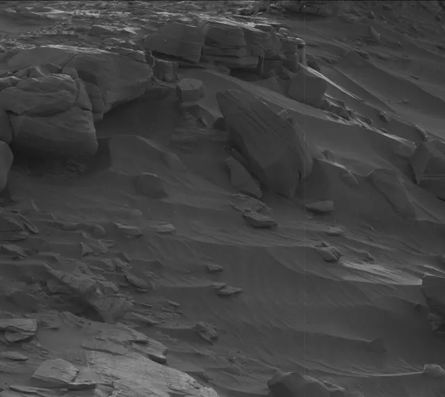 Sol 2727: Mast Camera (Mastcam)