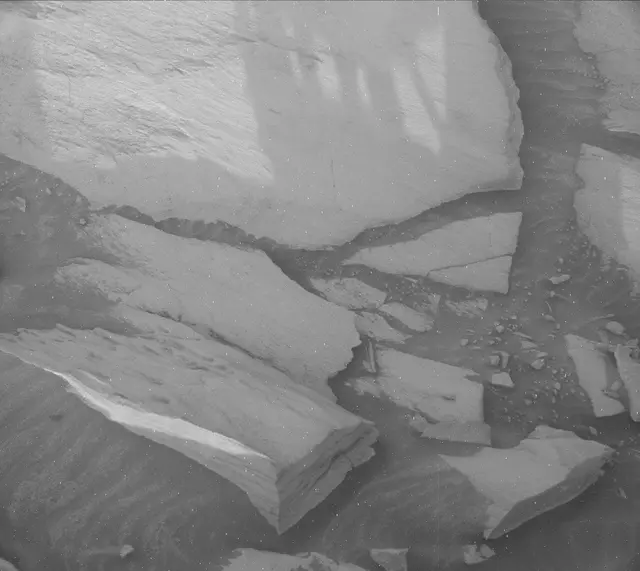 Sol 2727: Mast Camera (Mastcam)