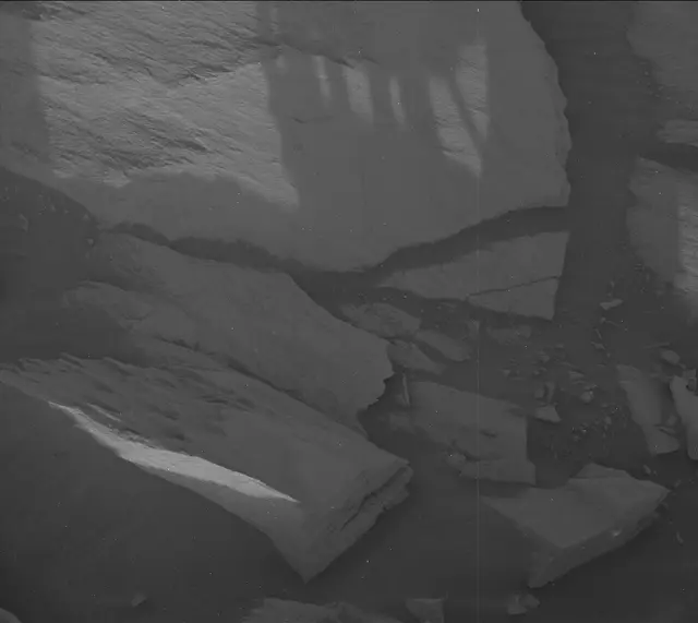 Sol 2727: Mast Camera (Mastcam)