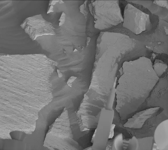 Sol 2729: Mast Camera (Mastcam)
