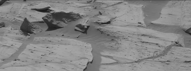 Sol 2731: Mast Camera (Mastcam)