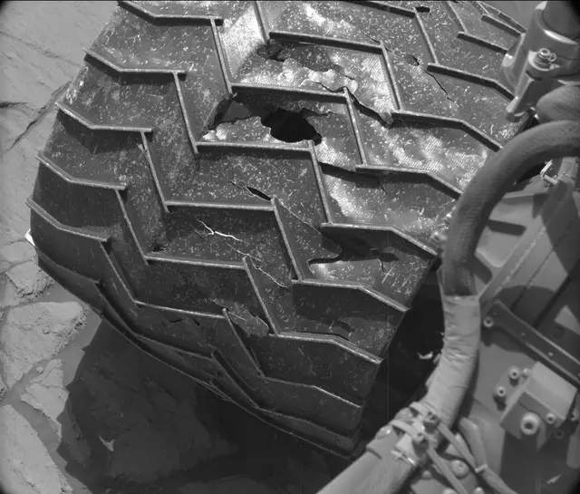 Sol 2732: Mast Camera (Mastcam)