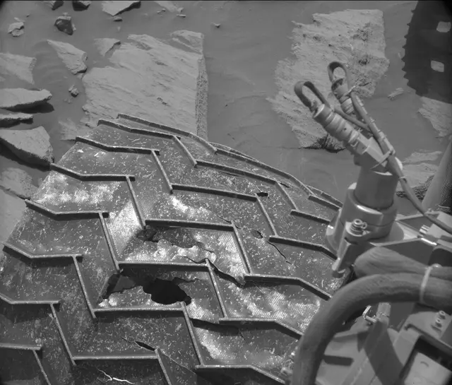 Sol 2732: Mast Camera (Mastcam)