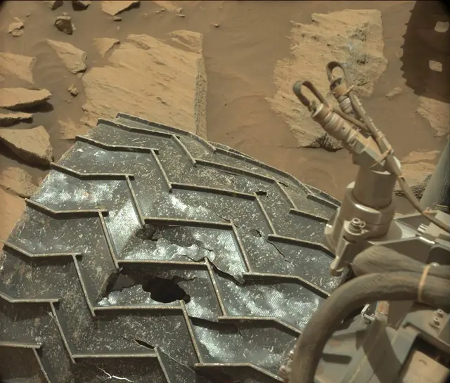 Sol 2732: Mast Camera (Mastcam)