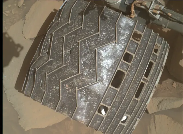 Sol 2732: Mars Hand Lens Imager (MAHLI)