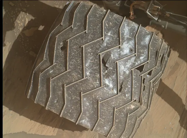 Sol 2732: Mars Hand Lens Imager (MAHLI)