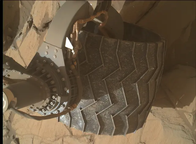 Sol 2732: Mars Hand Lens Imager (MAHLI)