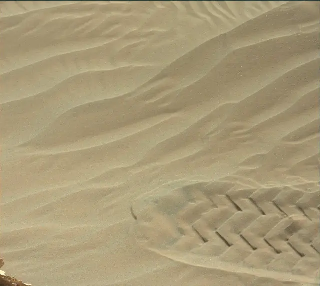 Sol 2734: Mast Camera (Mastcam)