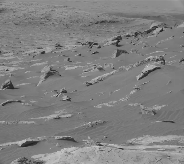 Sol 2736: Mast Camera (Mastcam)
