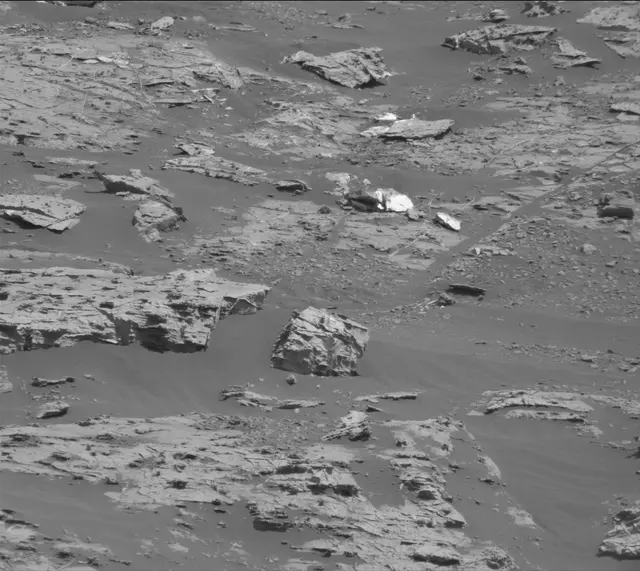 Sol 2737: Mast Camera (Mastcam)