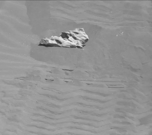 Sol 2737: Mast Camera (Mastcam)