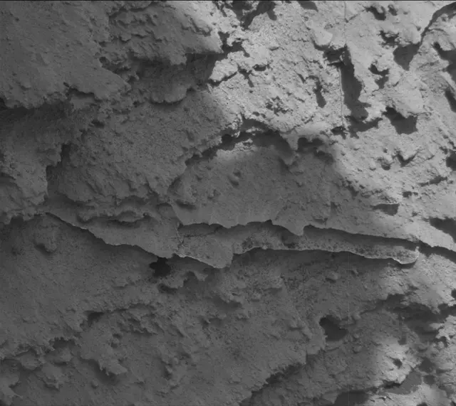 Sol 2737: Mast Camera (Mastcam)