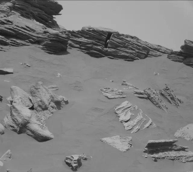 Sol 2741: Mast Camera (Mastcam)