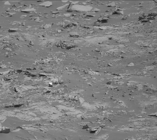 Sol 2741: Mast Camera (Mastcam)