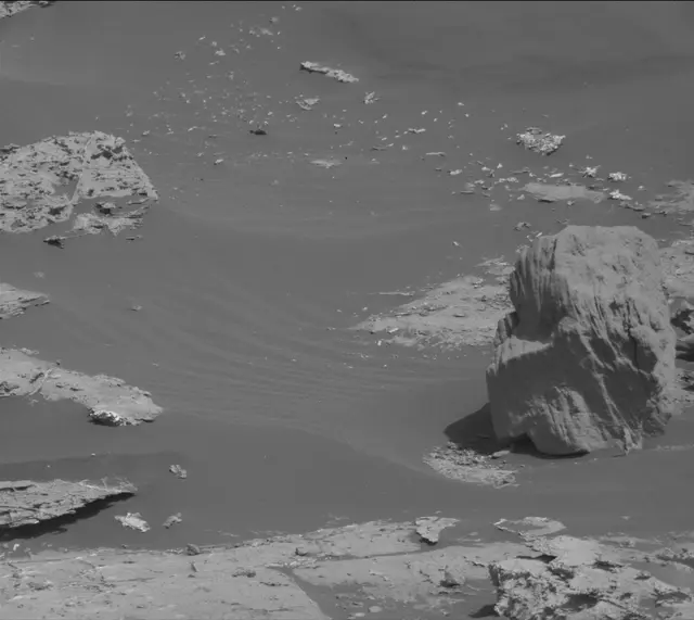 Sol 2741: Mast Camera (Mastcam)