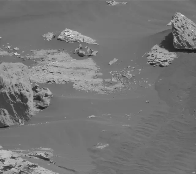 Sol 2741: Mast Camera (Mastcam)