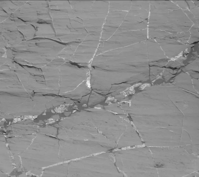 Sol 2744: Mast Camera (Mastcam)