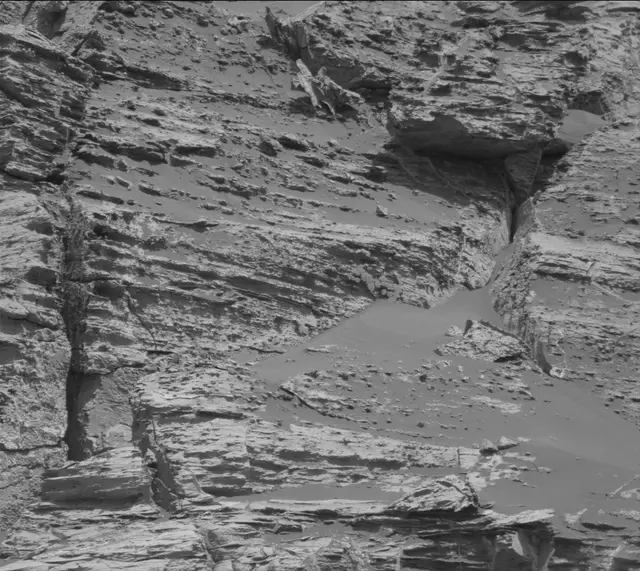 Sol 2744: Mast Camera (Mastcam)