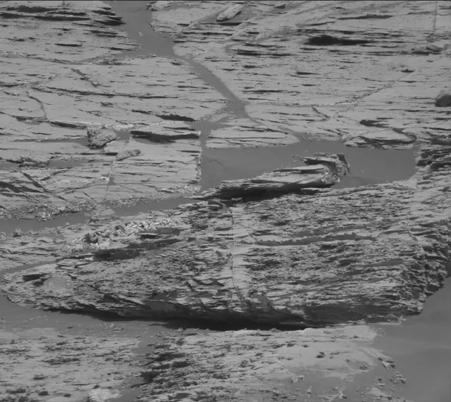 Sol 2744: Mast Camera (Mastcam)
