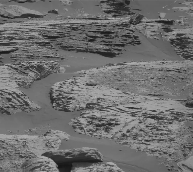 Sol 2744: Mast Camera (Mastcam)
