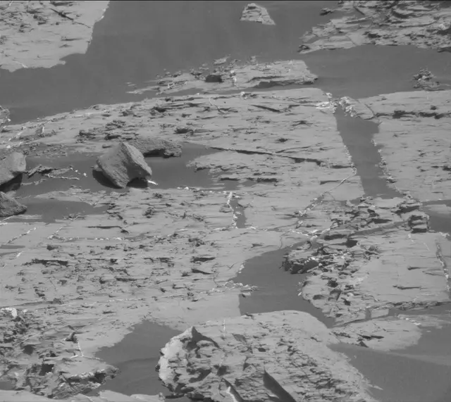 Sol 2744: Mast Camera (Mastcam)