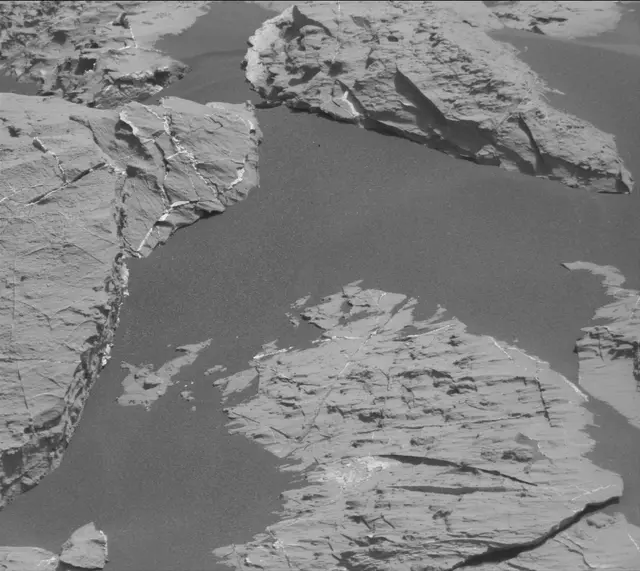 Sol 2744: Mast Camera (Mastcam)