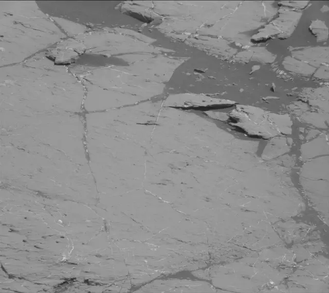 Sol 2744: Mast Camera (Mastcam)