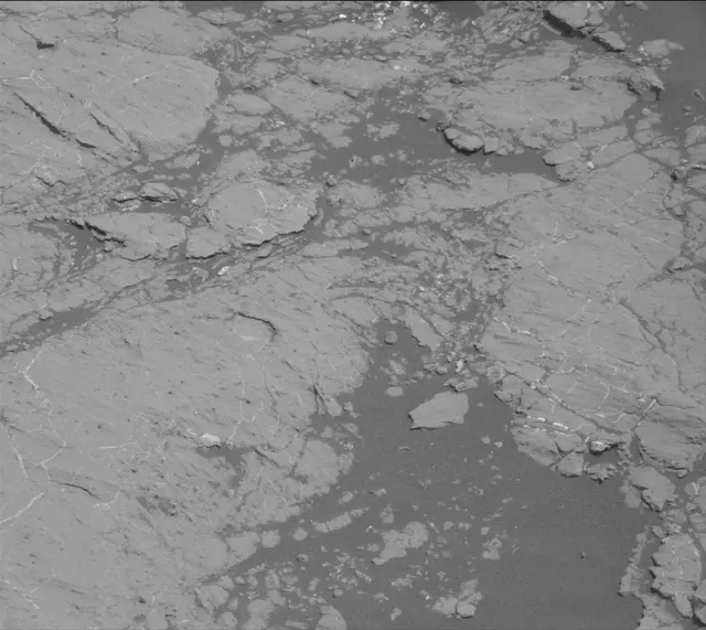 Sol 2744: Mast Camera (Mastcam)