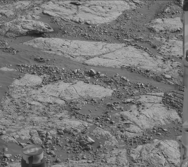 Sol 2745: Mast Camera (Mastcam)