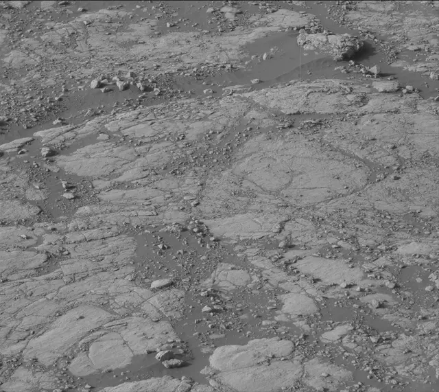Sol 2745: Mast Camera (Mastcam)