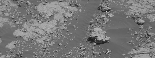 Sol 2747: Mast Camera (Mastcam)