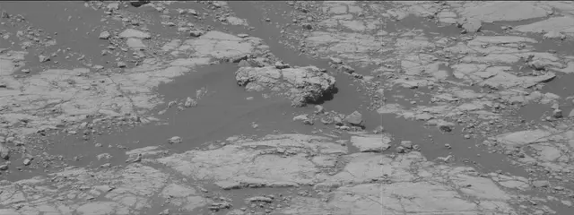 Sol 2747: Mast Camera (Mastcam)