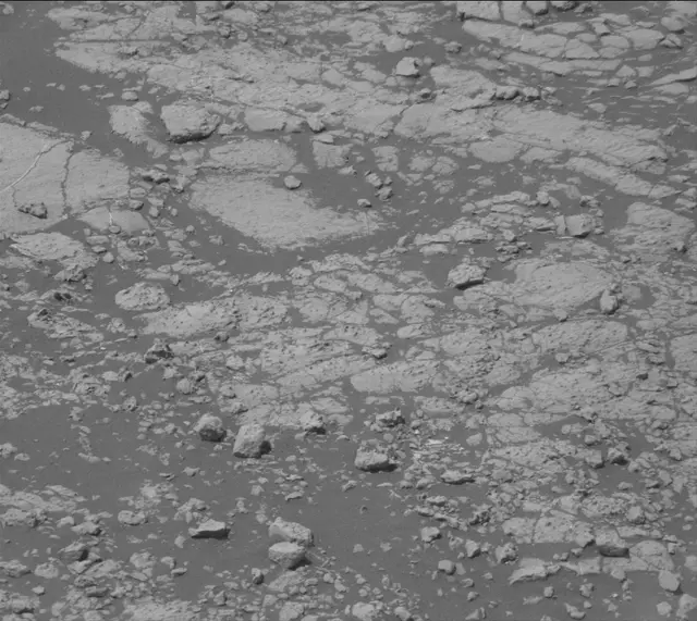Sol 2747: Mast Camera (Mastcam)