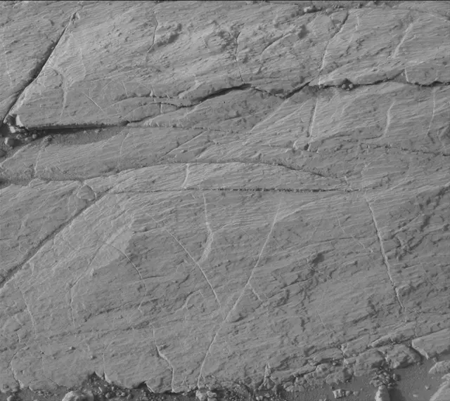 Sol 2747: Mast Camera (Mastcam)